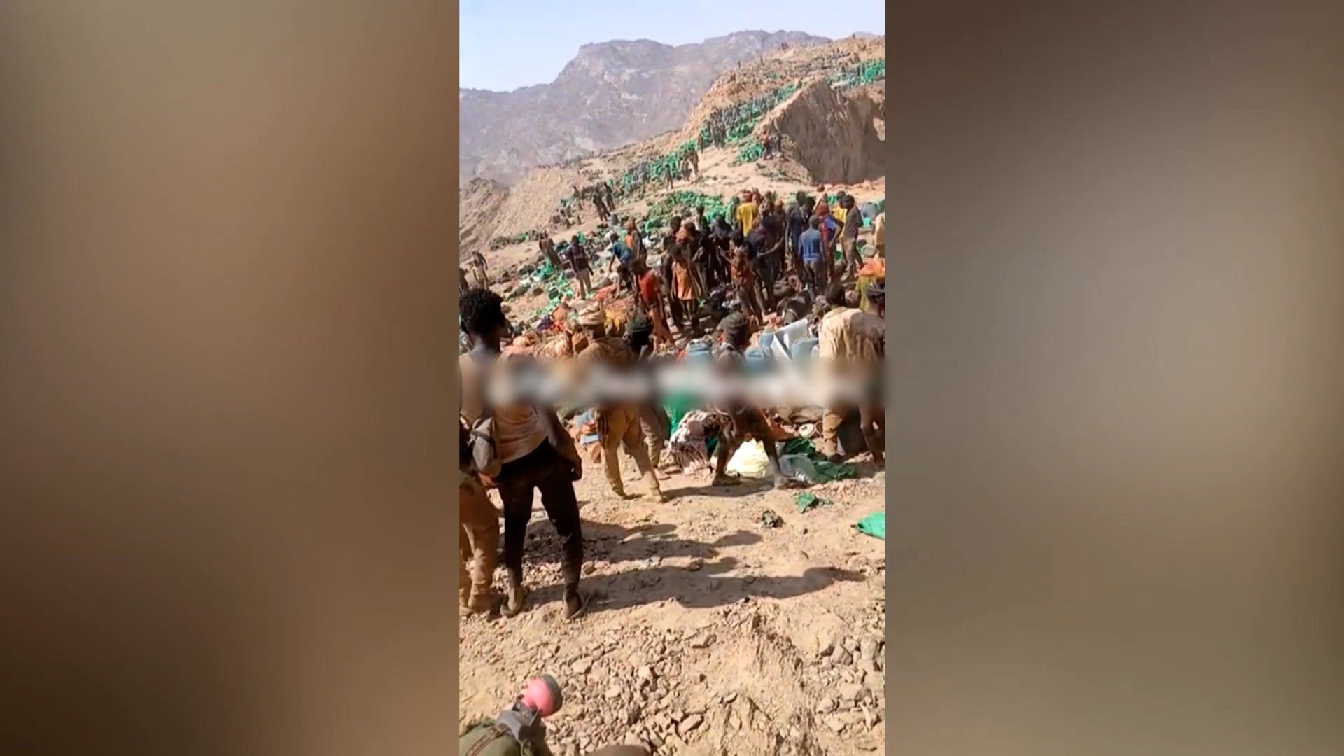 Deadly air strike kills dozens at Sudan gold mine near Egypt border
